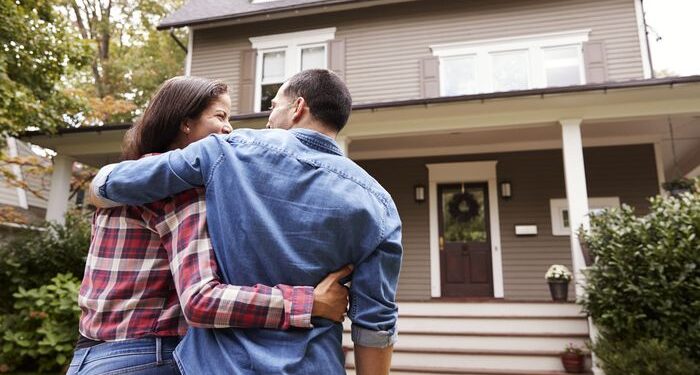 5 economists and real estate pros on what mortgage rates will look like for 2022