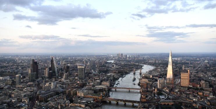 Asset managers brace for plunge after global AuM jumps to $112tn