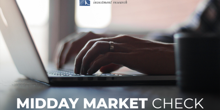 Dow Pivots Lower as Interest Rate Concerns Linger