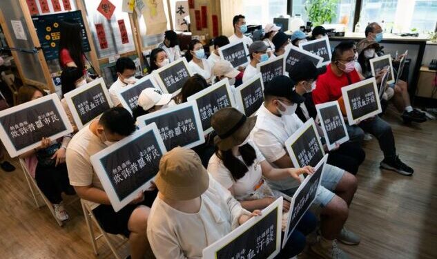 Evergrande’s Hong Kong Buyers Panic as Firm Halts Risky Lending