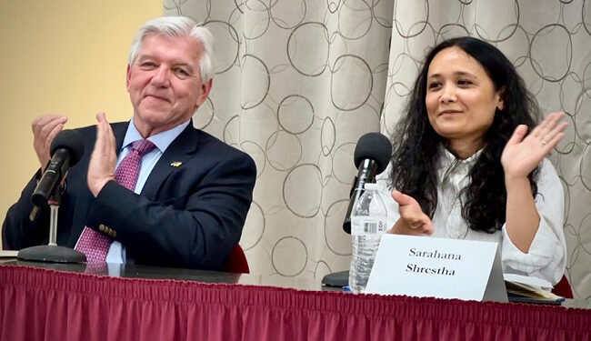 Voters will choose between change and continuity in Assembly primary