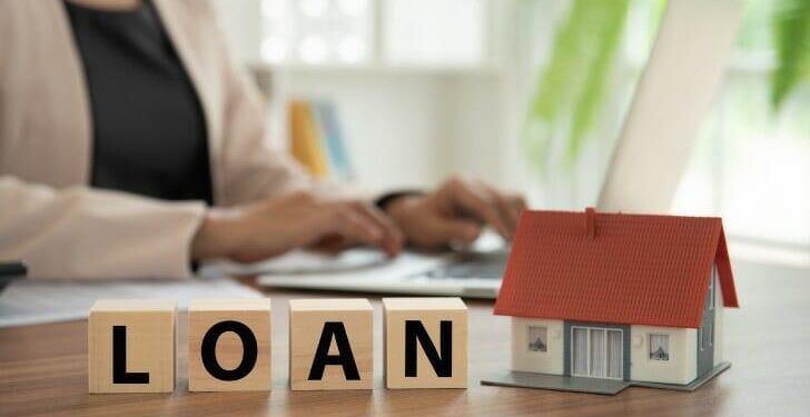 What Is a Mortgage Lender?