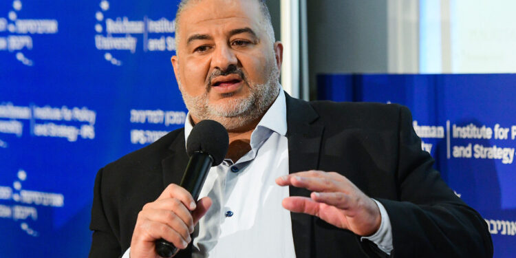 Amid coalition crisis, Liberman says he won’t sit with Netanyahu in any government