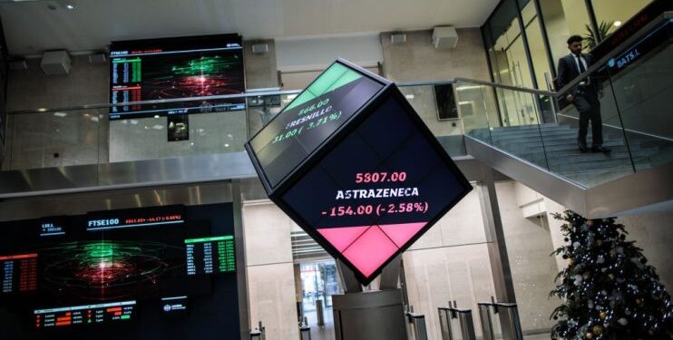 Housebuilders tank on stock market with investors ‘nervous’ about mortgage rates