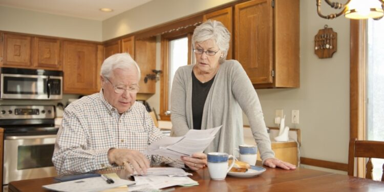 How to save on health insurance without worrying about waiting periods