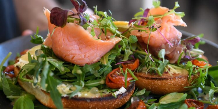 Sisters In Law: Legal advice on rules around cyclists and speed limits